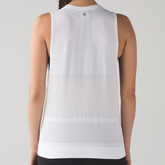 lululemon athletica Tops - Lululemon Breeze By Muscle Tank